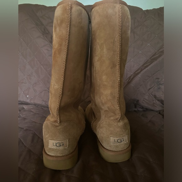 UGG Shoes - Women’s size 9 slight used tall Uggs